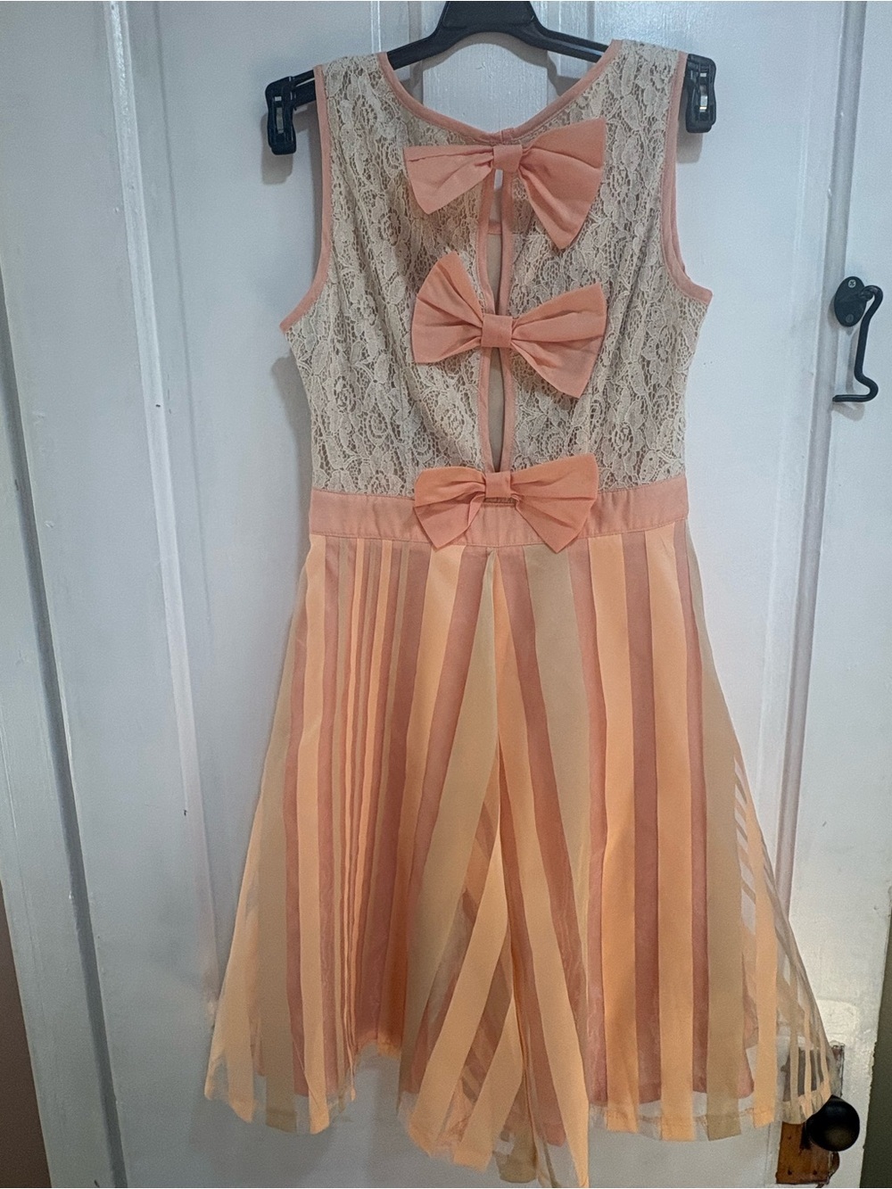 Ryu Peach Lace Bodice Striped Skirt Dress - Picture 6 of 10